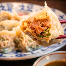 画像をギャラリービューアに読み込む, 〜ブランドポークがぎっしりつまった〜【夢見る台湾水餃子】15個入り
